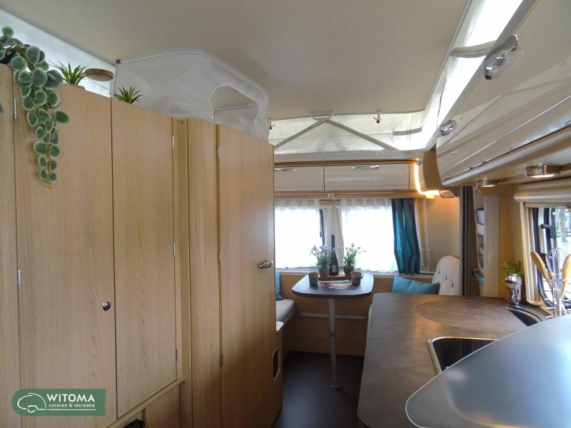 Eriba Touring - 60 Edition 530 SALE Mover+ toldo Verona foto: 6