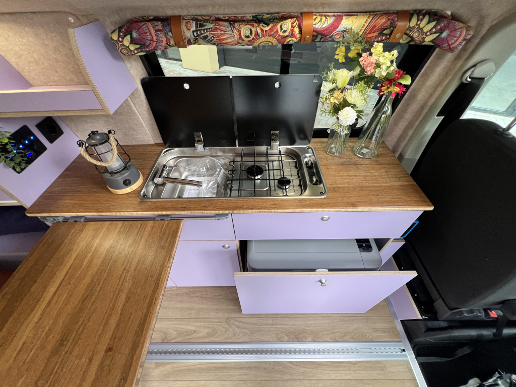 Volkswagen T6 Two-tone 2019 4 persoons foto: 11