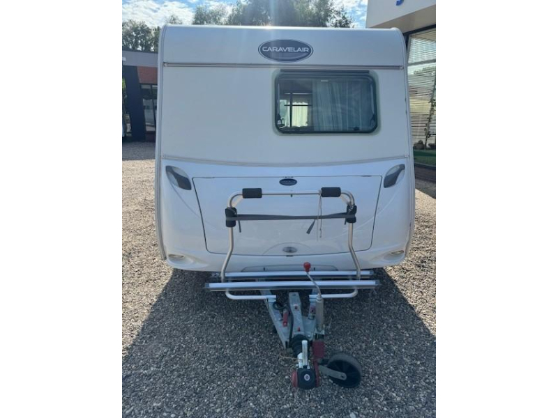 Caravelair Ambiance Style 420 mover toldo portabicicletas foto: 2