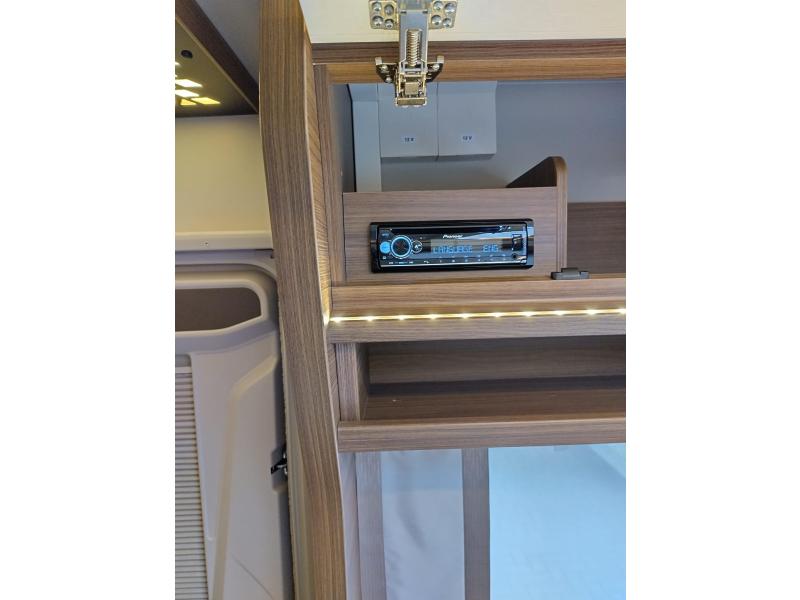 Tabbert Puccini 685 DF queensbed, mover, airco  foto: 16