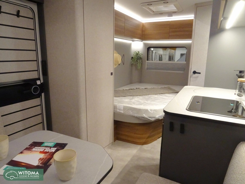 Eriba Novaline 465 Super compact caravan photo: 3
