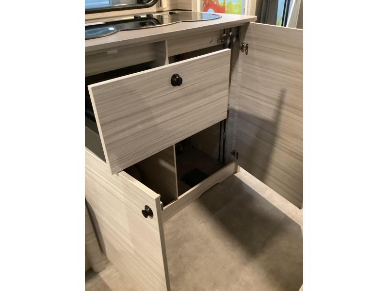 Dethleffs C'Joy Active 480 QLK stapelbed  foto: 11