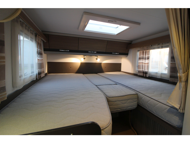Adria Compact SL Camas individuales - Autom&aacute;tico foto: 28