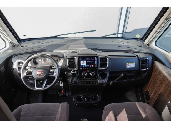 Laika EcoVip H 4109 9-Speed ​​Automatic | E&P Level System | Roof air conditioning | Lithium | 4-person photo: 20