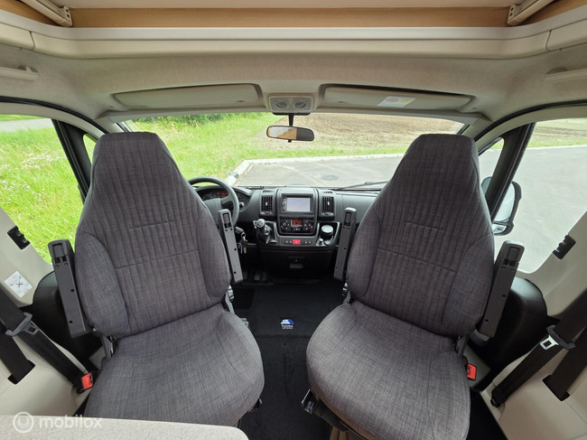 Dethleffs TREND T 6617 ☆148PK-Euro5-Enkele Bedden-Garage☆ foto: 12