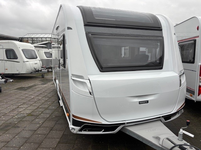 Bürstner Averso 465 TS foto: 3