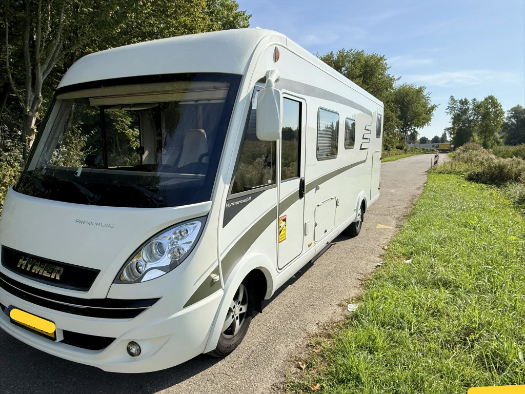 HYMER B 704 PL