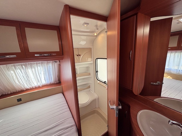 HOBBY PRESTIGE 650 KMFE foto: 16