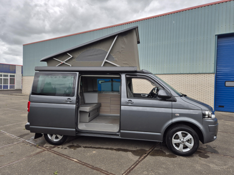 Volkswagen T5 California TDI 140pk 21dkm!  foto: 3