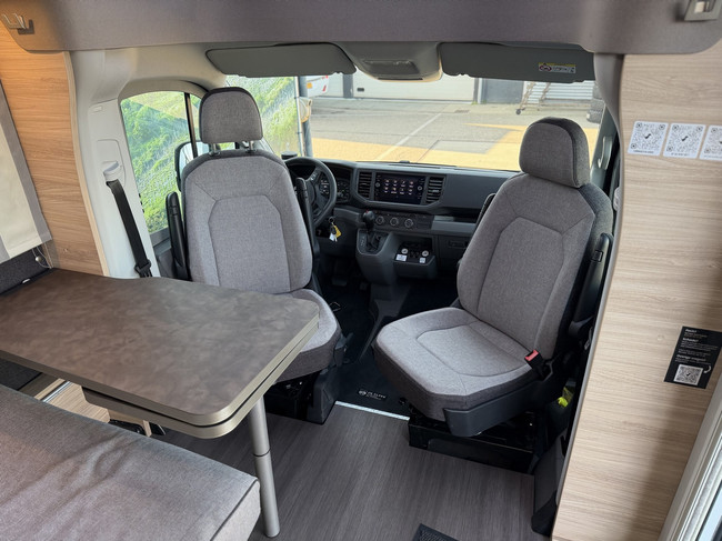 Knaus Van Ti Plus 650 MEG Platinum S / Free Storage photo: 6