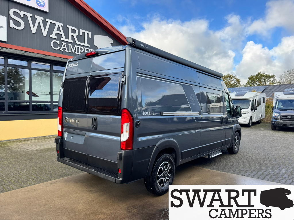 Knaus Boxlife 600 MQ Platinum Selection, Cama transversal Autom&aacute;tico foto: 2