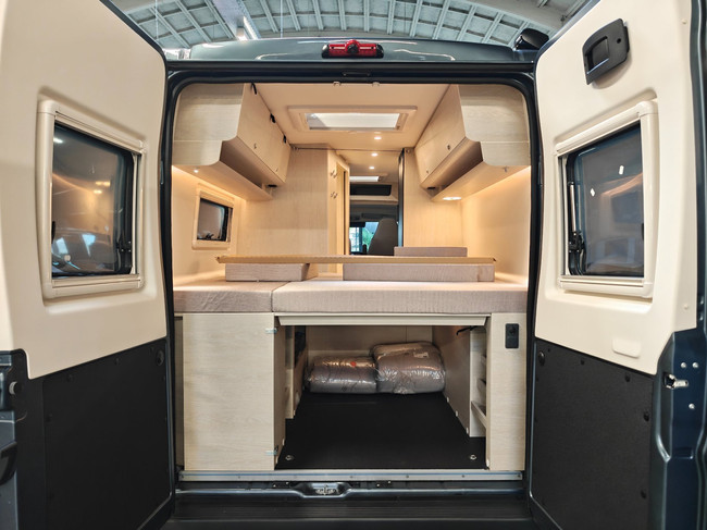 tourne mobil 6.4 Cruise 180CV Automatique - TOUTES SAISONS photo: 3