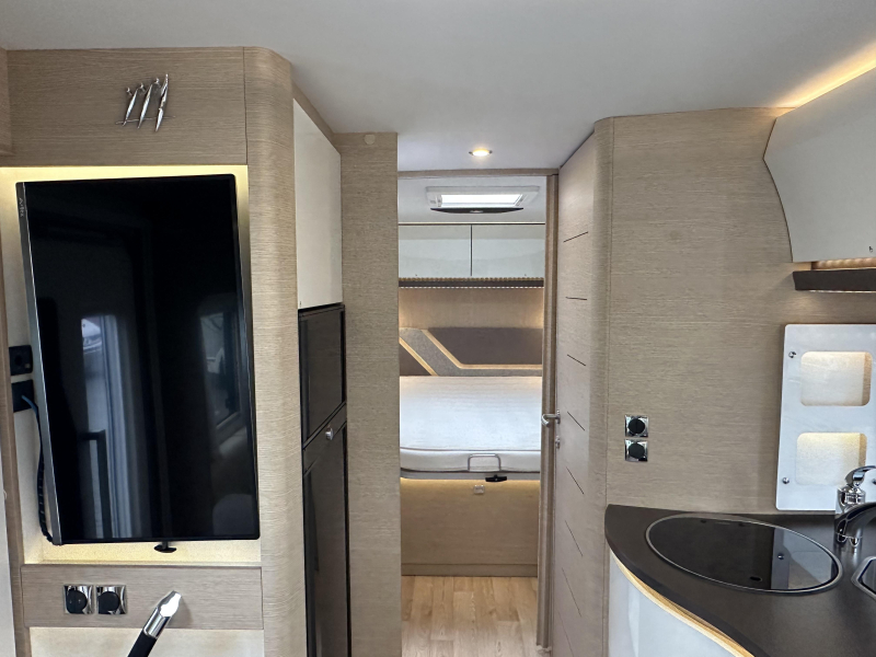 Rapido M 96 4.500 kg, Levelsysteem  foto: 19