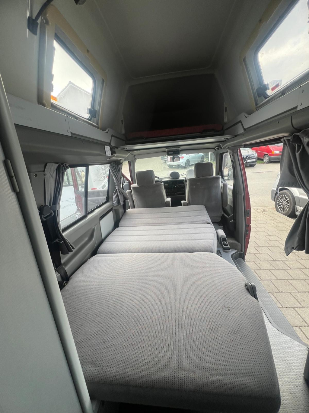 VOLKSWAGEN KAMPEERAUTO II D 57 KW AUT foto: 13