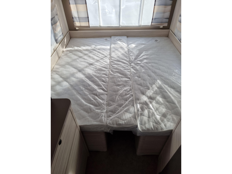 Dethleffs C'Joy 460 LE Active - Lits jumeaux ! photo : 13