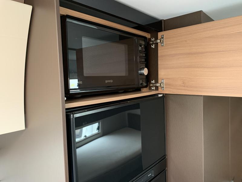 Adria Alpina 663 PT Zeer compleet!!  foto: 7