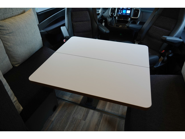 NIESMANN BISCHOFF iSmove 6.9 E 180Pk Automaat | Eifelgrijs | Lengtebedden foto: 8
