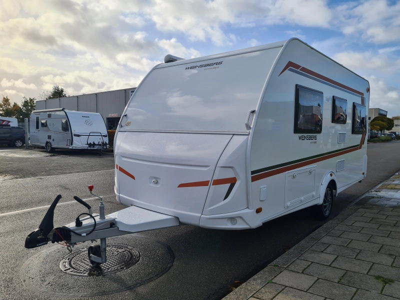 Weinsberg CaraOne Edition HOT 450 FU con toldo de casete! foto: 5