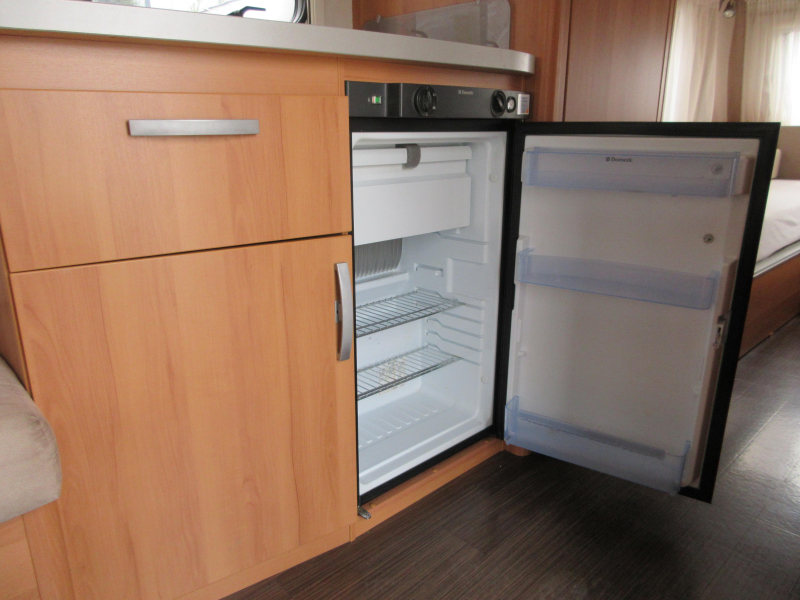 Eriba Feeling 470 CAMAS INDIVIDUALES Y MOVER foto: 9