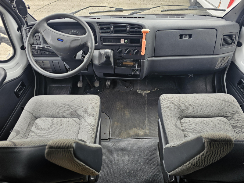 Fendt 680 SKF Aire Acondicionado | 2.5TDI | Cama francesa foto: 18