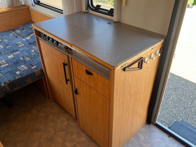 Knaus Sudwind 470 | Fietsenrek | Dinette | Luifel | Kachel foto: 12