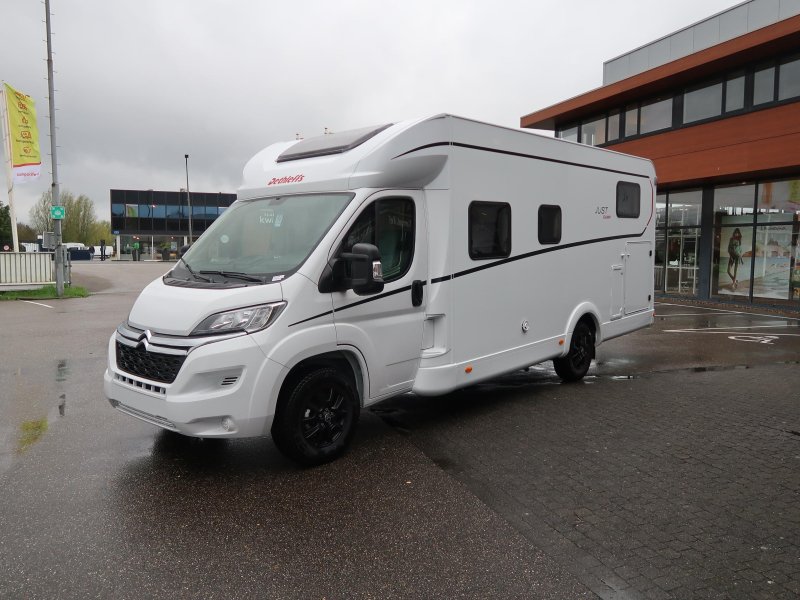 Dethleffs Just Camp 7052 EB FUSSBODENHEIZUNG Foto: 15