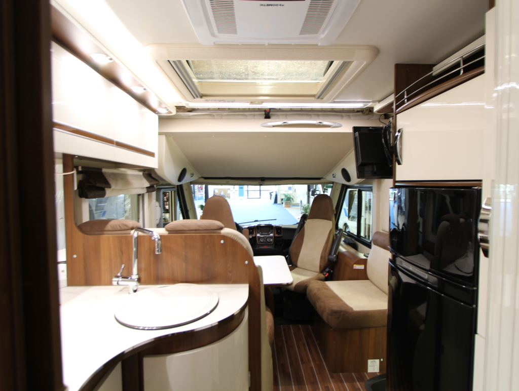 MC LOUIS NEVIS 876 foto: 11