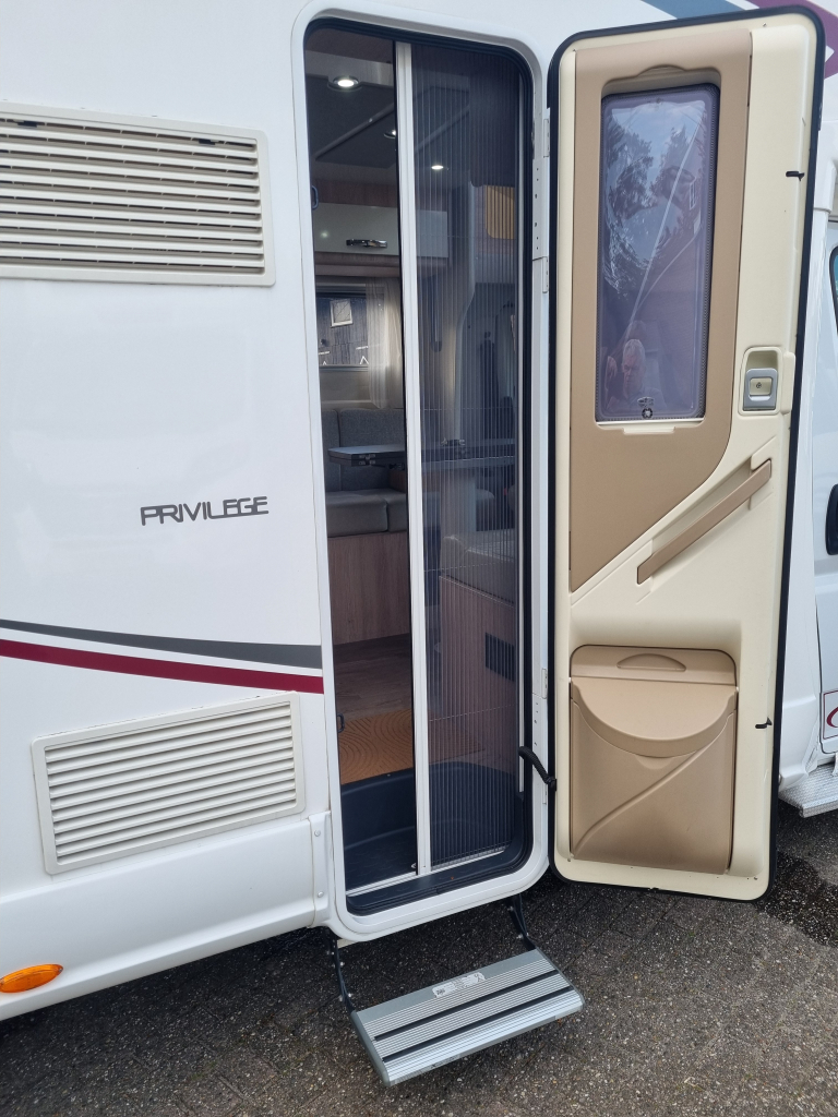 PLA Happy 397 Automatik Queensbett HPC Nivelliersystem 4.4 t Foto: 27