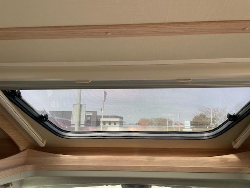 Sunlight T 66 Sky View + Bicycle rack photo: 16