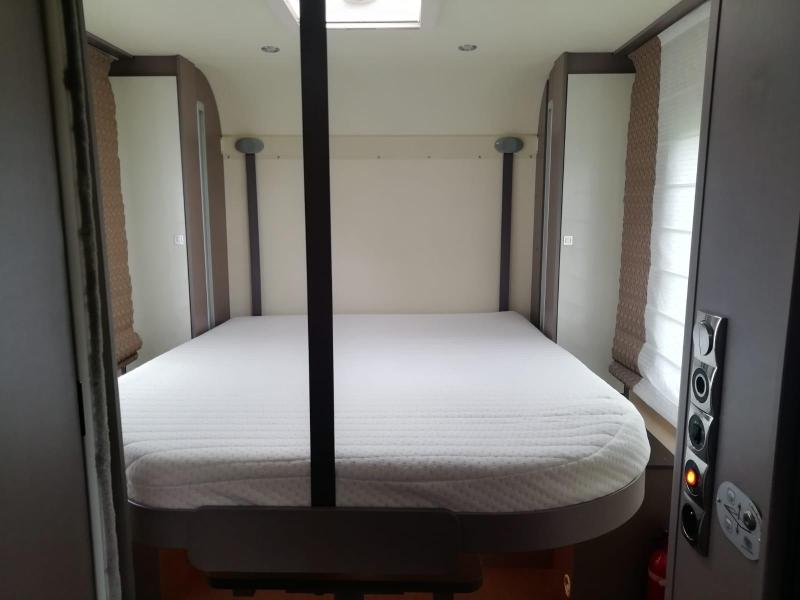 Bürstner Lyseo Privilege 745 met twee luxe hefbed  foto: 16