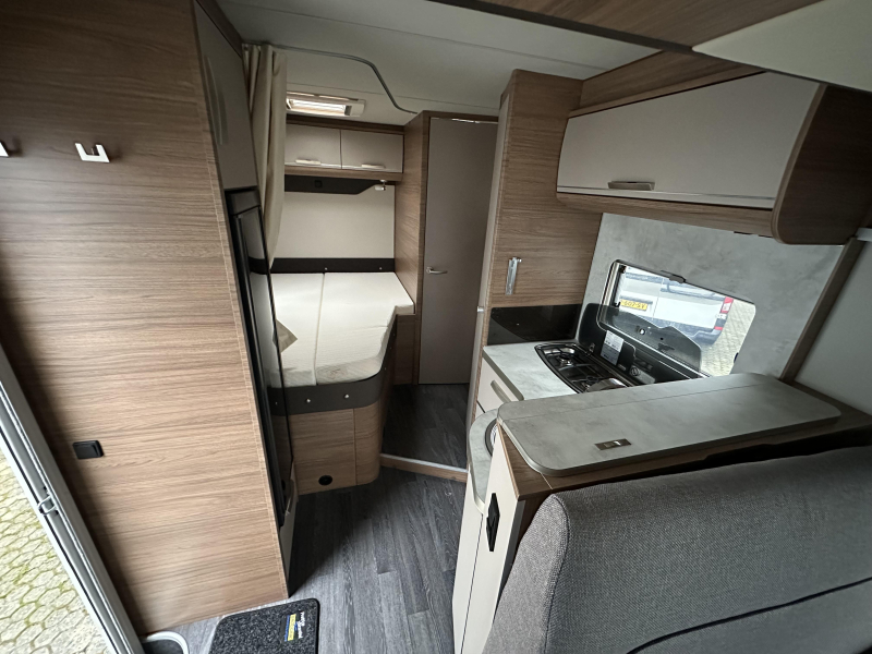 Knaus L!ve Wave 650 MF 180PK-AUTOMAAT-694CM  foto: 4