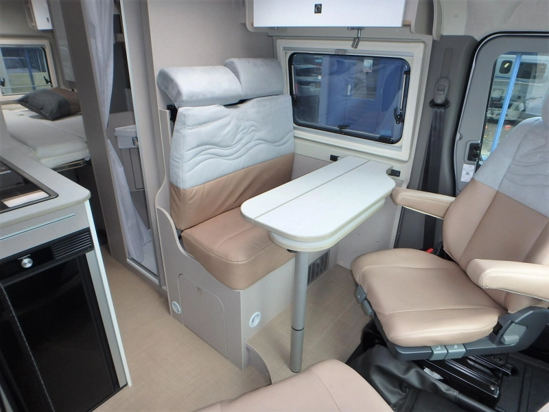 Bürstner Delfin C 621  foto: 11