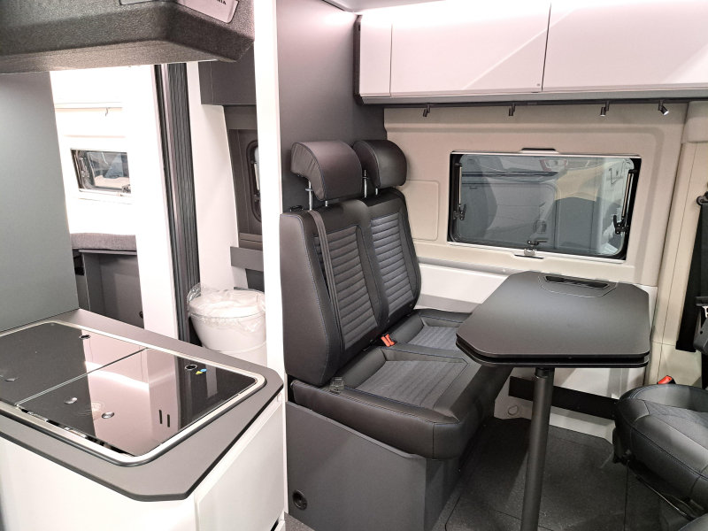 Adria Twin Supreme 640 SLB photo: 5