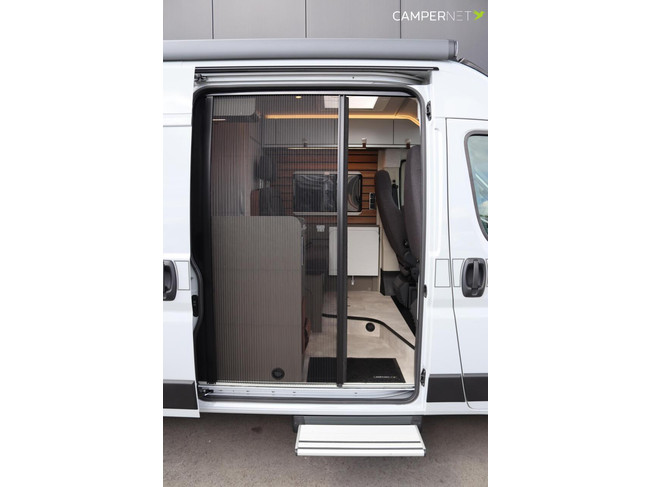 Hymer Grand Canyon 180hp Automatic | Lithium | 5G router | LED headlights | Diesel heating | Fiat multimedia system | Outdoor shower | A photo: 5