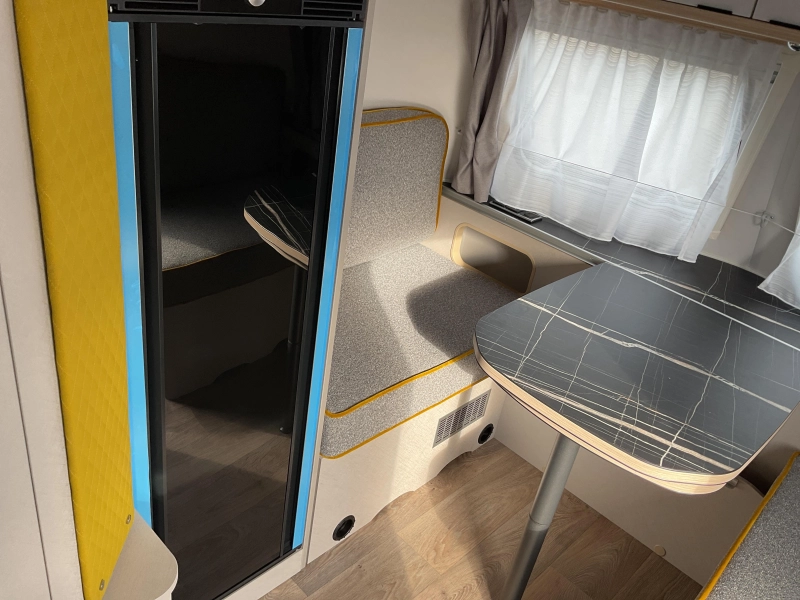 Eriba Touring 630 Urban Memphis Markise/Mover Foto: 2