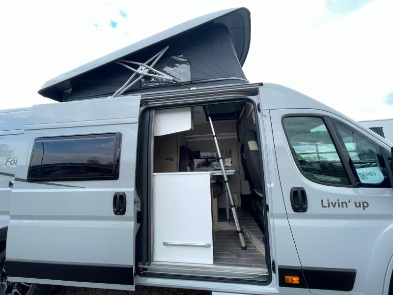 Forster V 636 EB 160hp Single Beds and Pop-top Roof photo: 10