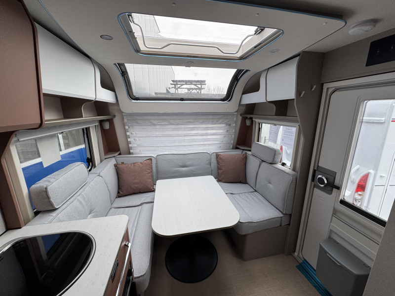 B&uuml;rstner Averso Harmony Line 465 TS incl Mover foto: 8