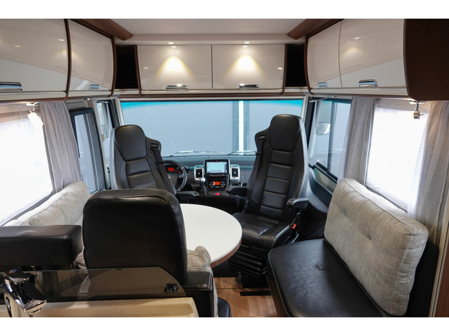 NIESMANN BISCHOFF Arto 79 E 180Pk Automatic | Air suspension | Level system | Top cabinets photo: 5