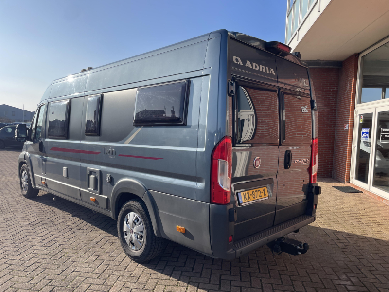 Adria Twin Plus 640 SLX Lengte bedden  foto: 3