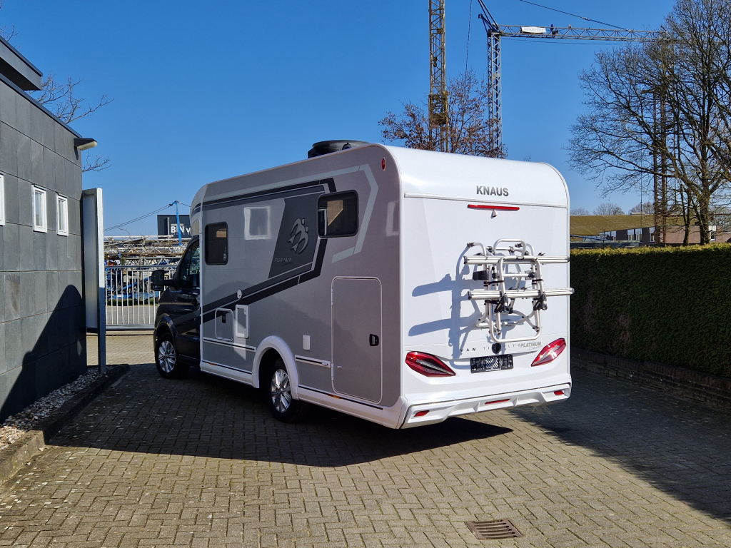 Knaus Van TI Plus 650 MEG photo: 2