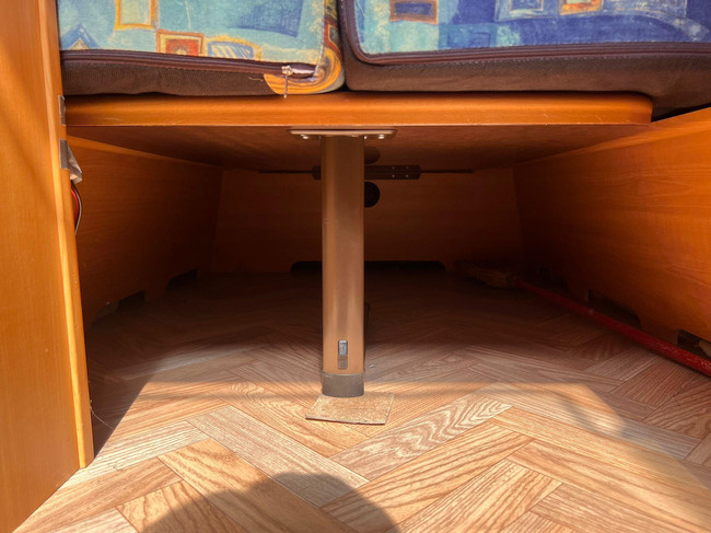 LMC 450 | Porte-v&eacute;los | Mover semi-automatique | Dinette | Auvent | Chauffage photo : 21