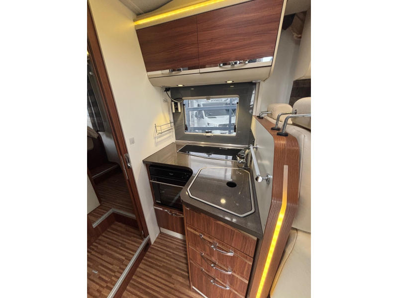 Adria Matrix M 670 SBC vol opties, queensbed  foto: 12