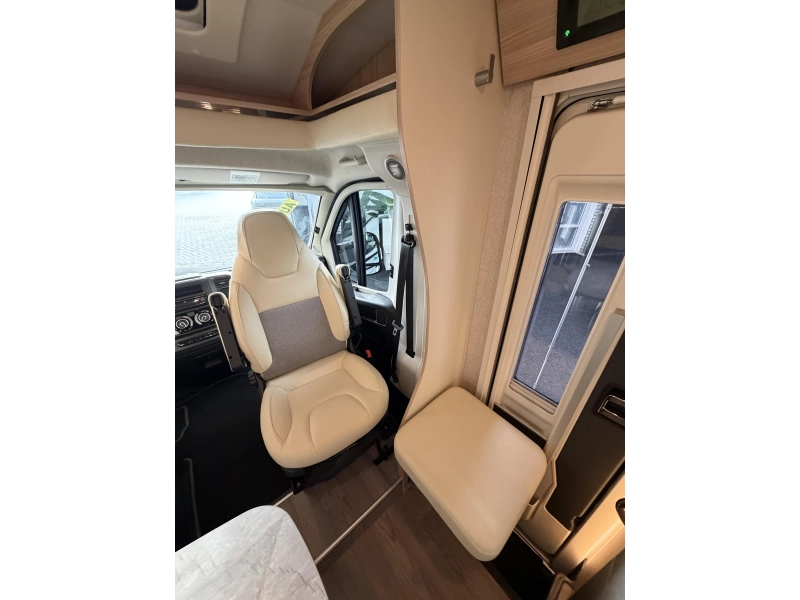 Rapido Rapido Florium Baxter 65  foto: 9