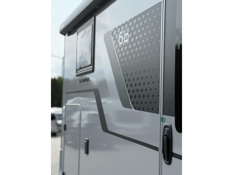 Adria Compact DL 60 years - 60Y EDITON - MODELO DE DEMOSTRACI&Oacute;N foto: 5