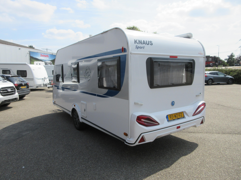 Knaus Sport Silver Selection 460 EU MET MOVER EN VASTE LUIFEL  foto: 17