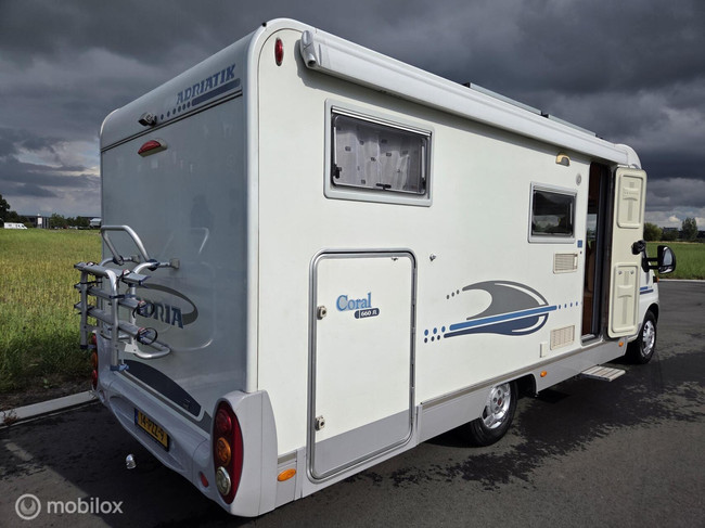 Adria Coral 660 enkele bedden 128pk ☆Trekhaak, 2004, Solar☆ foto: 3