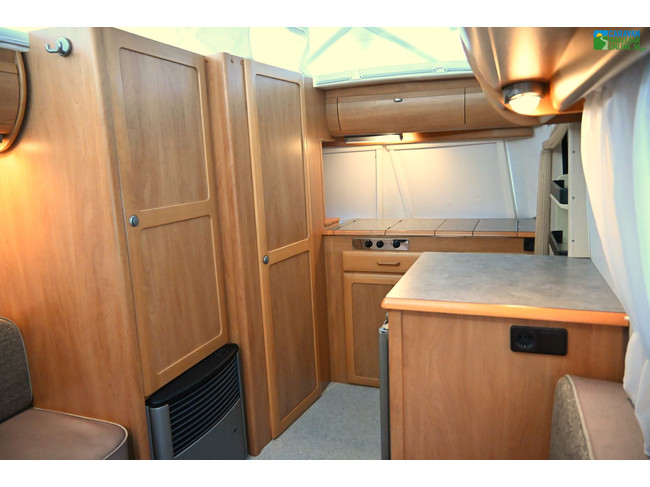 Eriba Touring Triton 420GT Foto: 10