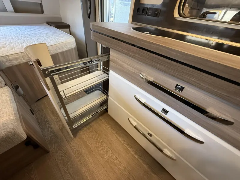 Hobby Excellent Edition 545 KMF COMPLEET  foto: 13