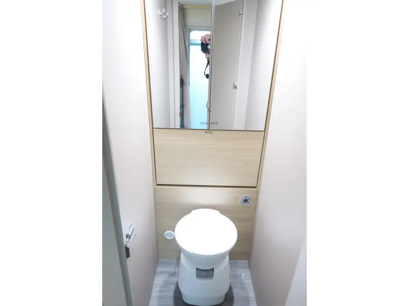 Weinsberg CaraCito 470 QDK STAPELBED+VASTBED+GARAGE  foto: 12