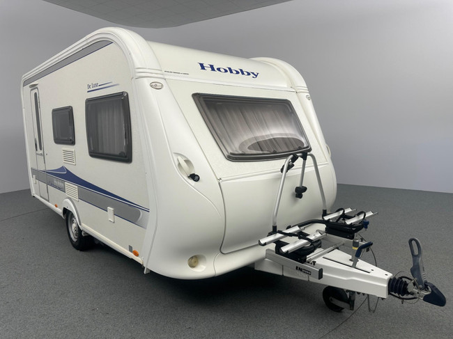 Hobby De Luxe 440 SF photo: 0